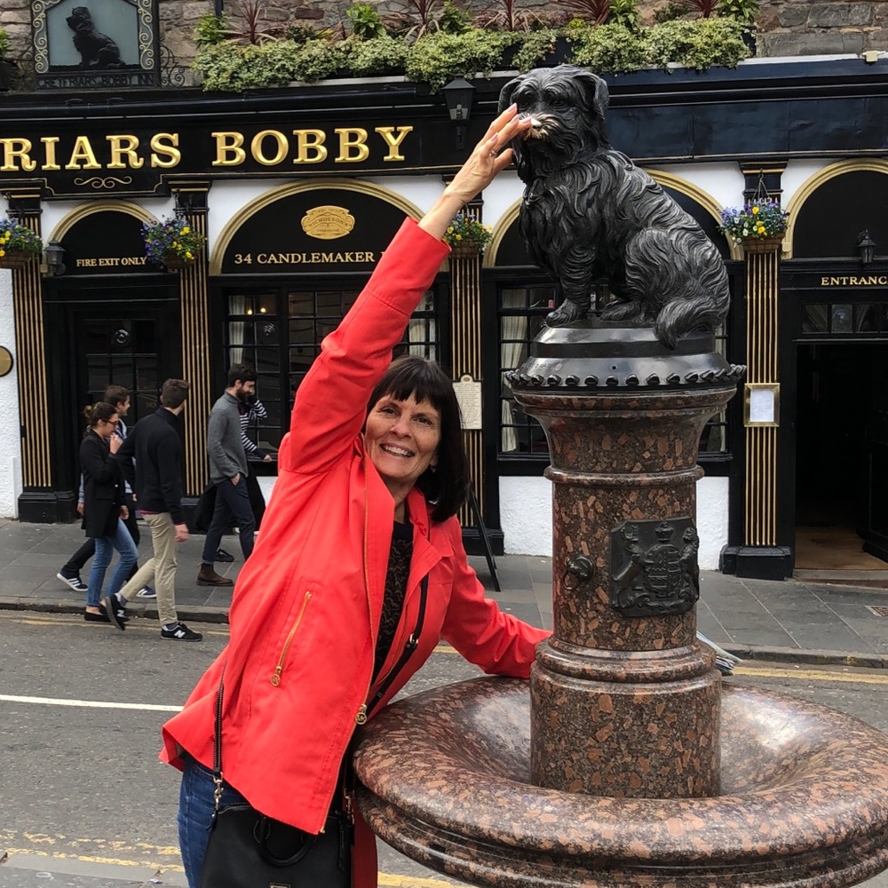 Meet your Posher, Allison